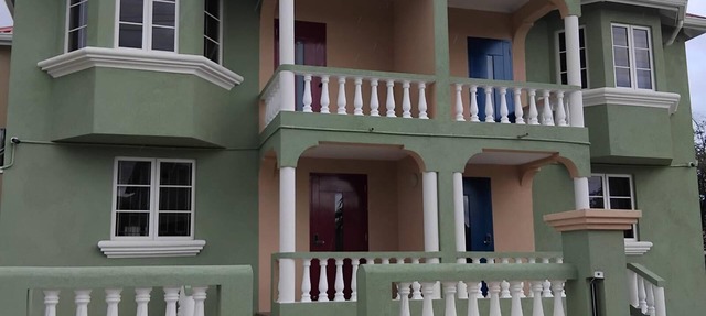 Bajan Bliss Townhouse ✈️ | 5–10 Min to Airport & Shopping. Modern and Spacious in St Philip