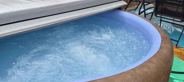 Beach Retreat with Hot Tub | 1 Block to Beach | Free Parking in Sylvan Lake