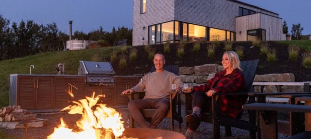 Birch - Luxury Oceanview Cottage with Hot Tub & Direct Beach Access near Cabot Trail