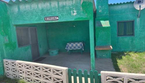 Casa a 20 metros de la playa con parrillero in Aguas Dulces