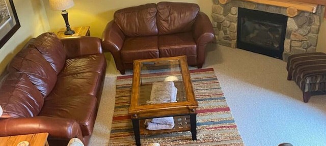Copper Chalet 6 - sleeps 10 in Rossland