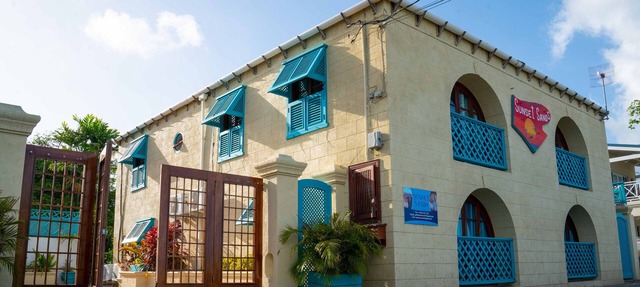 Delightful 1-bed beachside rental -SEA SHELL in Speightstown