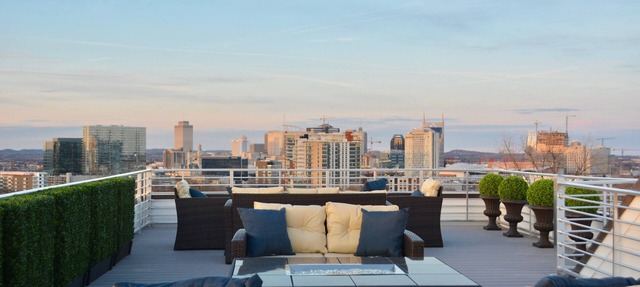 Downtown Panoramic Views from Rooftop! 3 BR/3.5 BA home Near Gulch! in Nashville