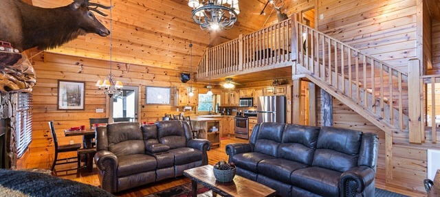 EXPANDED MTN/VALLEY VIEW-500FT NOISY TROUT STOCKED HEMPTOWN CREEK-ARCADE-FIREPIT in Morganton