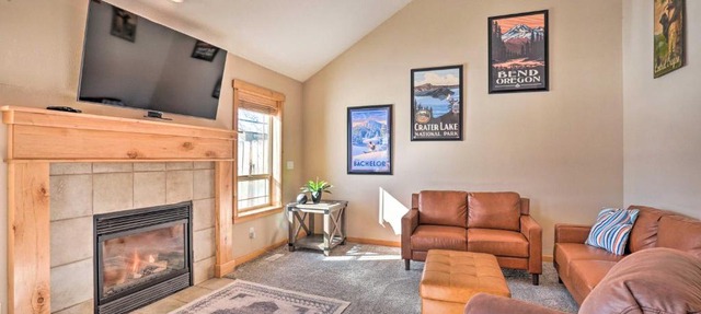 Family-Friendly Oregon Vacation Home w/Yard in Bend