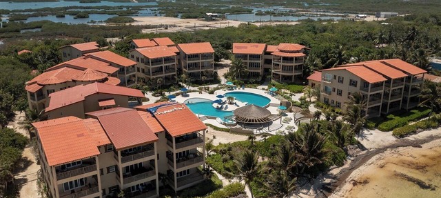 Oceanfront Paradise: 3rd Floor Condo w/Barrier Reef Views in Ambergris Caye in San Pedro Town