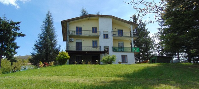 One bed apartment with private balcony, second floor in Emilia-Romagna