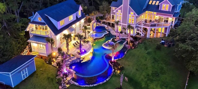 Polaris Pointe on the Cove in Chapin