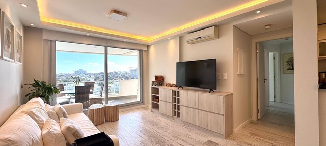 Punta del Este, fully equipped apartment, full amenities, 100mts from the sea in Punta del Este