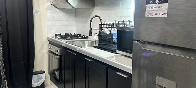 West View 3- Modern Studio Apartment in Bridgetown