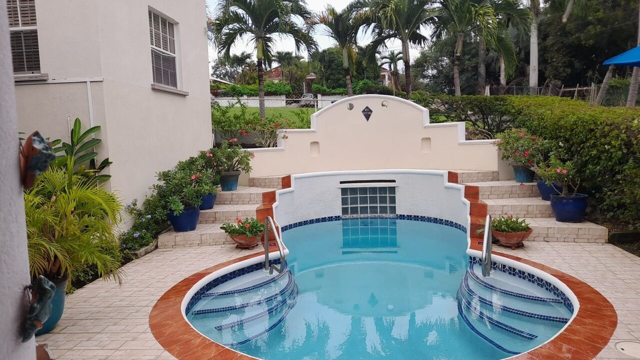 Photo of Outdoor in Lascelles