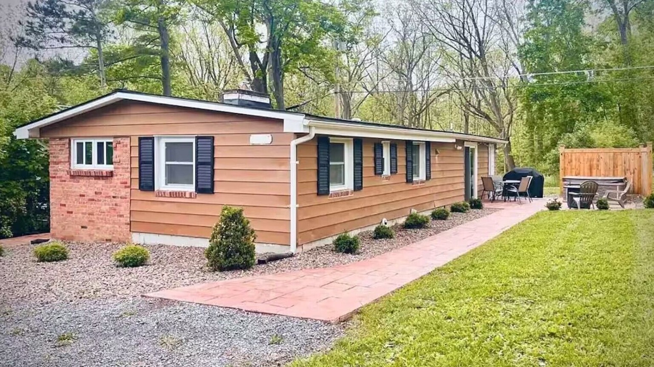 Photo of Outdoor in Town of Richmond