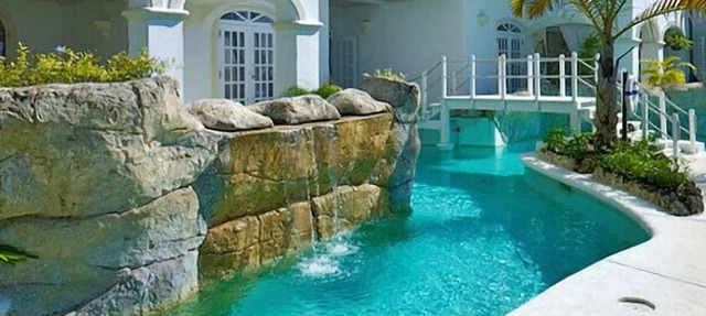 Condo Old Trees 6 - Firefly | Beach Front - Located in Exquisite Saint James with Private Pool in Saint James